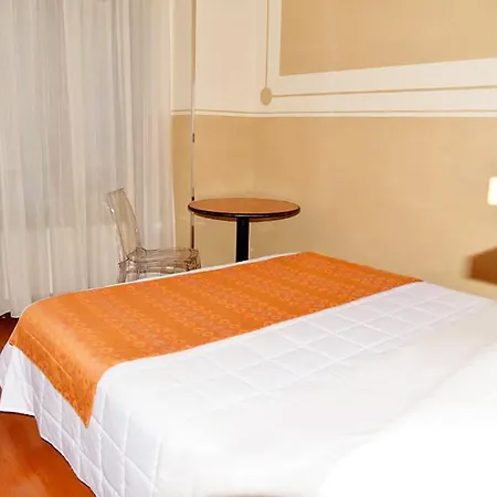 Hotel Amadeus-3